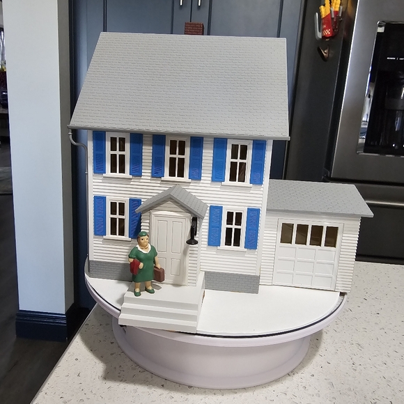 Sinatra House #6351 Train Christmas Village O-O27 Scale Original Box - Picture 7 of 17